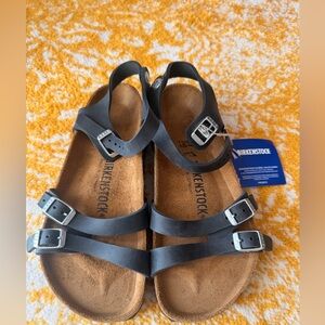 NWT Birkenstock Gray Leather Sandals,Cork Foitbed, Size 6, Regular Width.